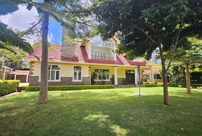 6 Bed House with En Suite at Runda