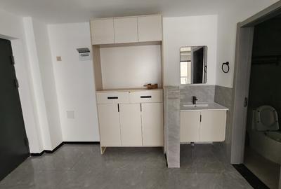 2 Bed Apartment with Swimming Pool in Kileleshwa - 4