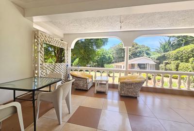 1 Bed House with En Suite in Nyari - 3