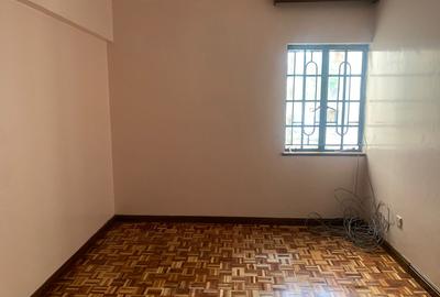 4 Bed House with En Suite in Kileleshwa