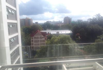 1 Bed Townhouse with Swimming Pool in Lavington