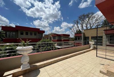 5 Bed Apartment with En Suite at Lavington - 3