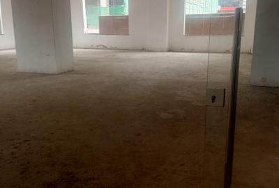 1,833 ft² Commercial Property with Backup Generator in Westlands Area - 3