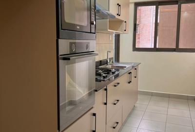 2 Bed Apartment with En Suite in Kilimani - 4