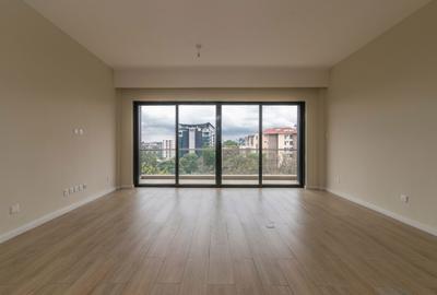 2 Bed Apartment with En Suite in Riverside
