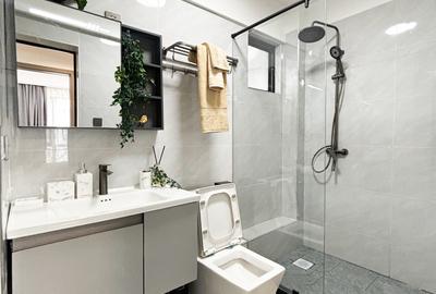 3 Bed Apartment with En Suite in Riverside - 4