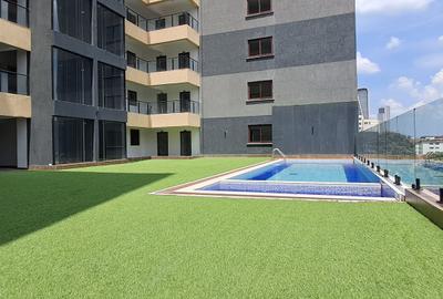 2 Bed Apartment with En Suite at Lantana Rd