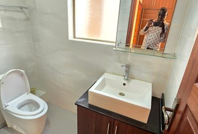 5 Bed Townhouse with En Suite at Lavington Green - 3