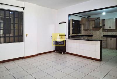 4 Bed Apartment with Backup Generator in Parklands