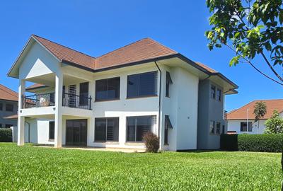 4 Bed Villa with Staff Quarters in Runda