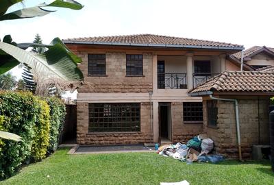 4 Bed Villa with En Suite in Runda