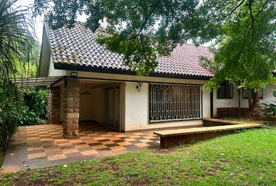 4 Bed House with En Suite in Kitisuru - 2