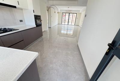 3 Bed Apartment with En Suite in Kilimani - 4