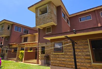 5 Bed Townhouse with En Suite at Chalbi Drive