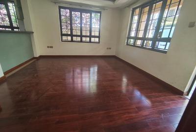 3 Bed House with Garden in Runda - 3