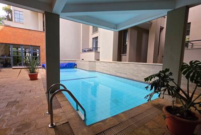 3 Bed Apartment with En Suite at Lavington - 3