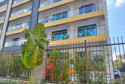 2 Bed Apartment with En Suite in Lavington