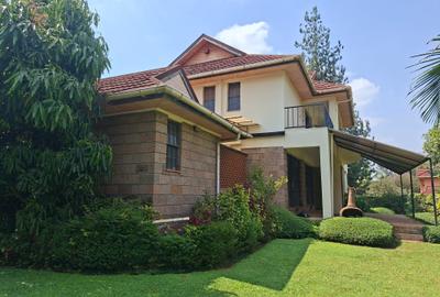 4 Bed Townhouse with En Suite at Off Glory Rd