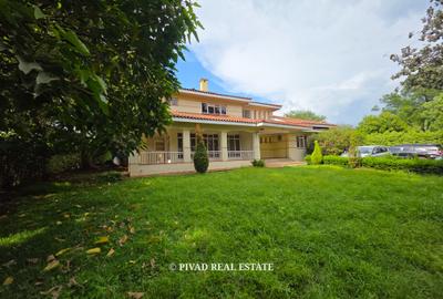 4 Bed House with Garden in Runda - 2