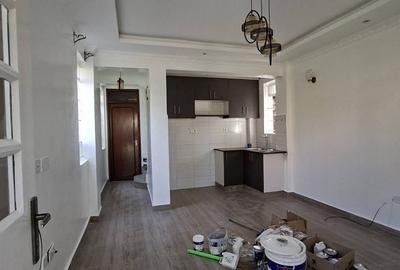 1 Bed House with En Suite in Nyari - 2