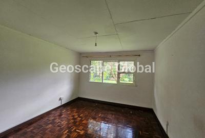 4 Bed House with En Suite in Loresho - 3
