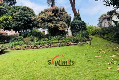 4 Bed Townhouse with En Suite in Nyari