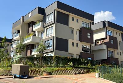 4 Bed Townhouse with En Suite in Runda