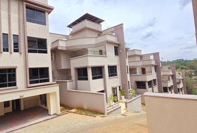 5 Bed Townhouse with En Suite at Off James Gichuru