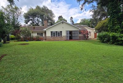 4 Bed House with En Suite at Runda Road - 2