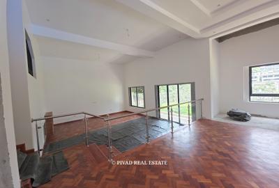 5 Bed House with Swimming Pool in Loresho - 4