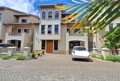 5 Bed Villa with En Suite at Lavington