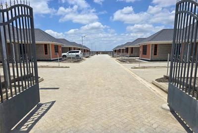 3 Bed House with En Suite at Katani - 2