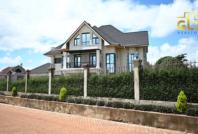 5 Bed Villa with En Suite in Kitisuru