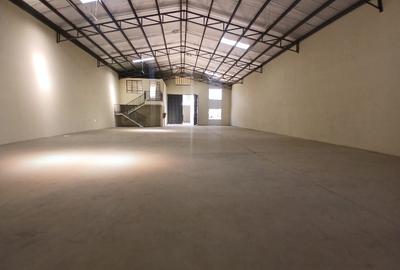 6,136 ft² Warehouse with Parking in Athi River - 4