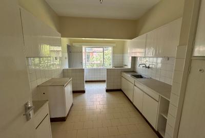 2 Bed Apartment with En Suite at Statehouse Road
