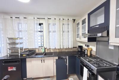 1 Bed House with En Suite in Lavington - 3