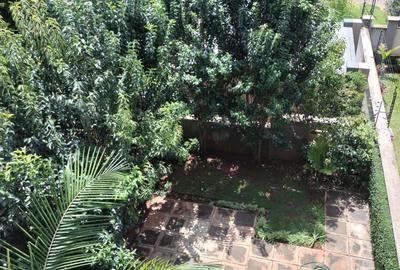 4 Bed Townhouse with En Suite in Langata