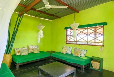 5 Bed House with En Suite in Watamu - 4