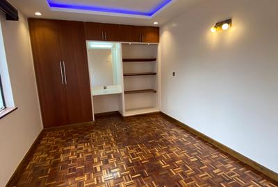 4 Bed Townhouse with En Suite at Westlands