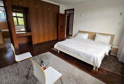 Furnished 3 Bed Apartment with En Suite in State House - 2