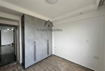 2 Bed Apartment with En Suite in Riverside