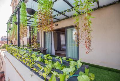 Serviced 2 Bed Apartment with En Suite in Kilimani - 4