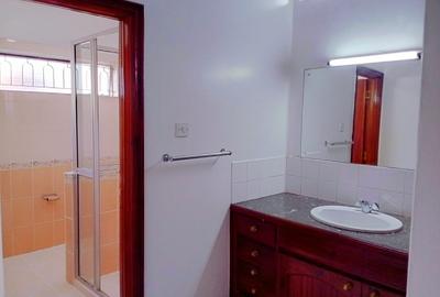 4 Bed Townhouse with En Suite in Lower Kabete - 3