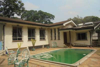 4 Bed House with En Suite at Off Muthaiga Rd