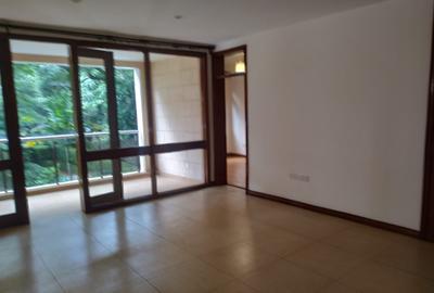 3 Bed Apartment with En Suite in Riverside