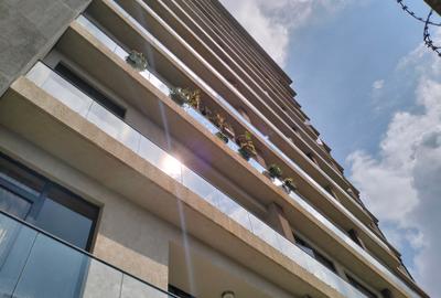 3 Bed Apartment with En Suite in Brookside - 2