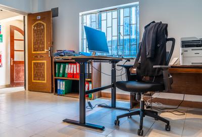 500 ft² Office with Service Charge Included in Westlands Area