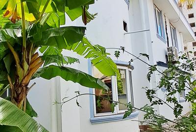 5 Bed House with En Suite at Nyali - 4