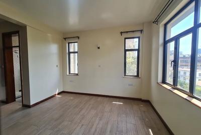 3 Bed Apartment with En Suite at Parklands - 3