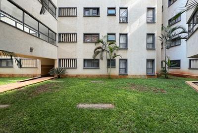 2 Bed Apartment with En Suite in Rhapta Road